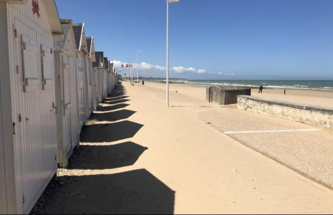 Lamaisonnette 500M Plage Juno Beach Bernieres-sur-Mer ภายนอก รูปภาพ